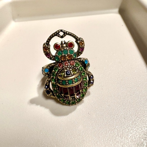 Heidi Daus Multicolored Crystal Beetle Ring Size 8 (NO LONGER IN PRODUCTION) - Picture 3 of 4